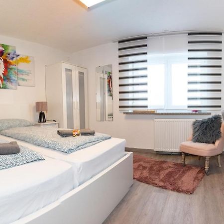 #3 Bequemes Zimmer Mit Pool Und Garten Memmingen Kültér fotó
