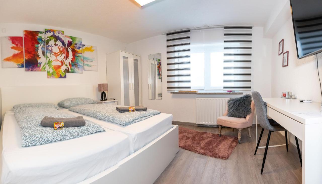 #3 Bequemes Zimmer Mit Pool Und Garten Memmingen Kültér fotó