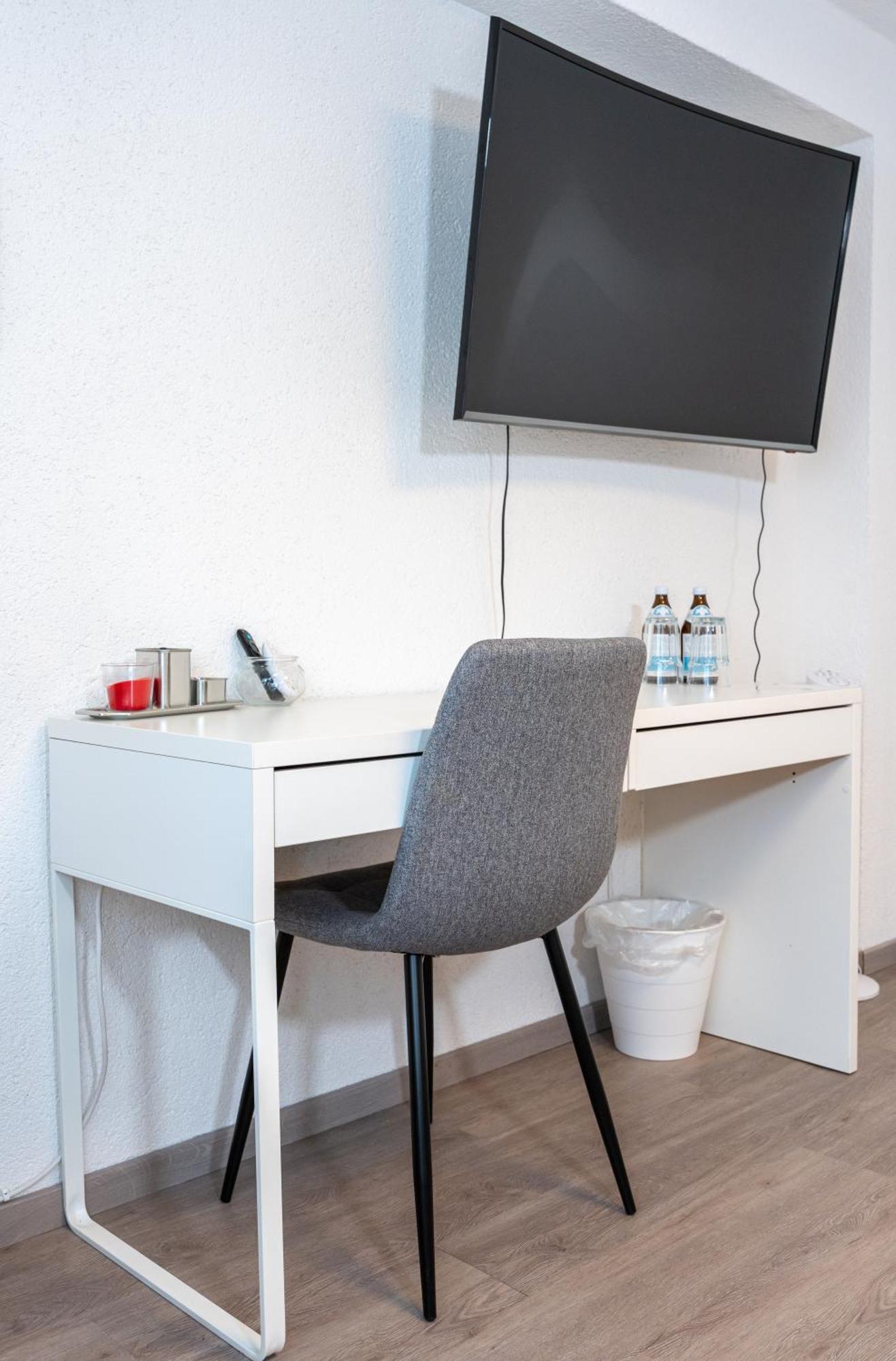 #3 Bequemes Zimmer Mit Pool Und Garten Memmingen Kültér fotó
