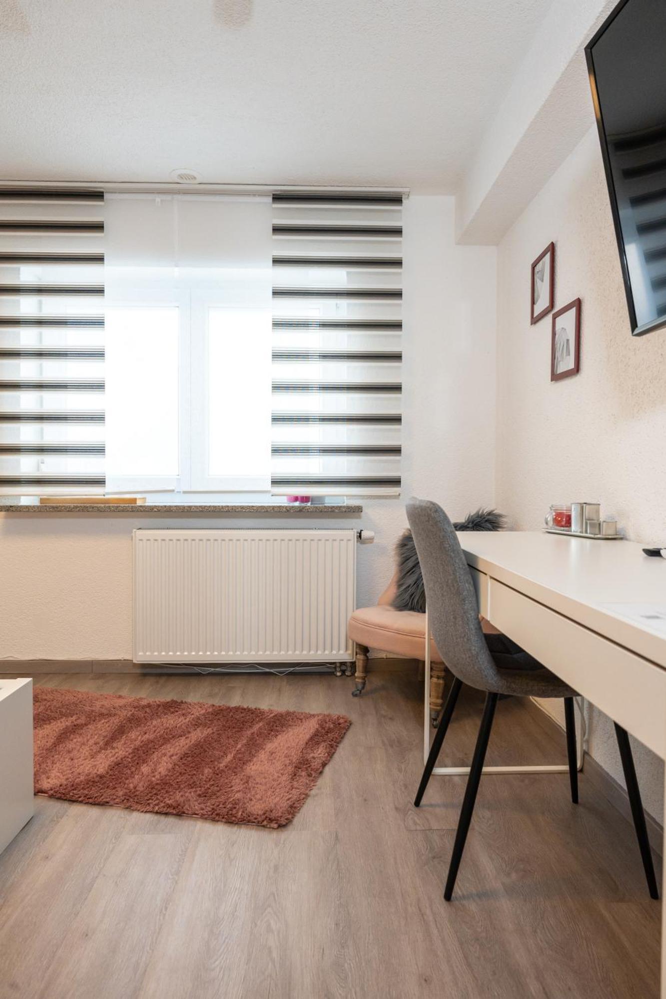 #3 Bequemes Zimmer Mit Pool Und Garten Memmingen Kültér fotó