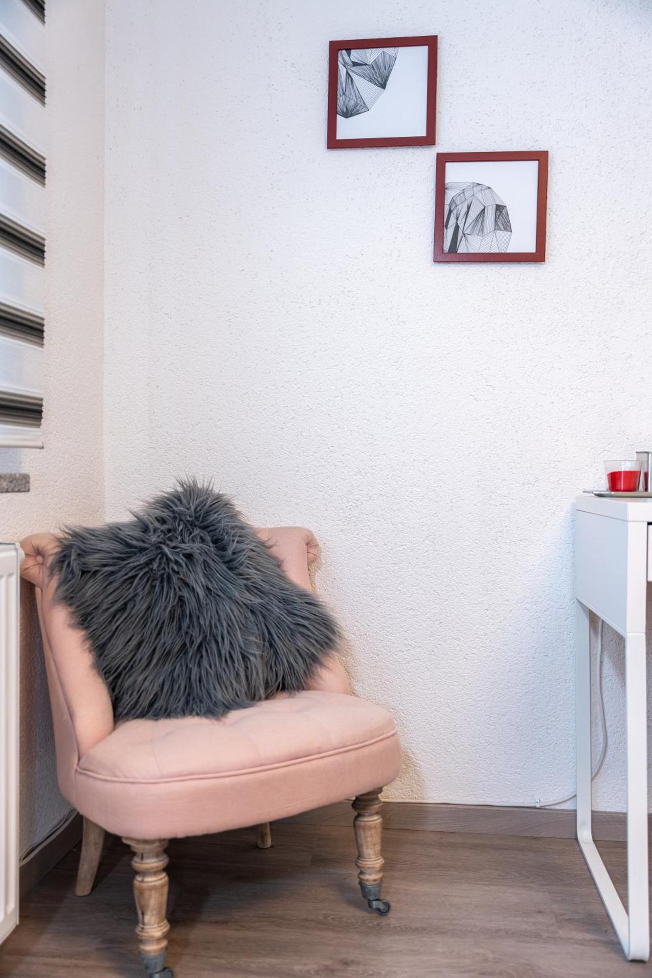 #3 Bequemes Zimmer Mit Pool Und Garten Memmingen Kültér fotó